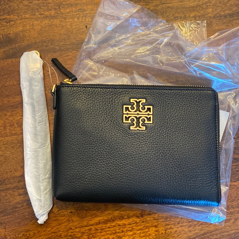 Brand new Tory Burch wristlet